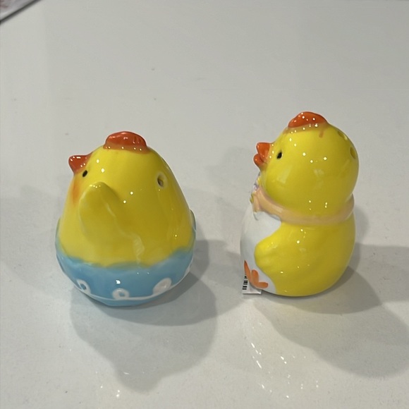🐣🐥🐤 Cute. Salt & Pepper Shakers. - Picture 10 of 12